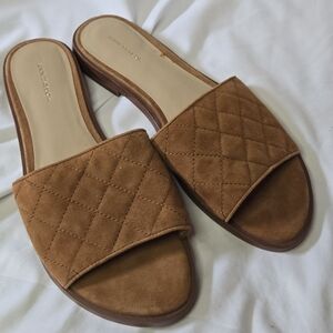Ann Taylor Tan Quilted Suede Leather Slide Sandals Size 8